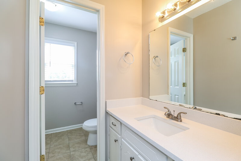 1,820/Mo, 3557 Heather Ln Gastonia, NC 28056 Main Bathroom View