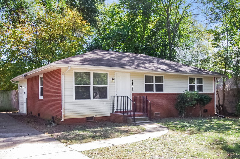 1,575/Mo, 6409 Skycrest Ln Charlotte, NC 28217 External View