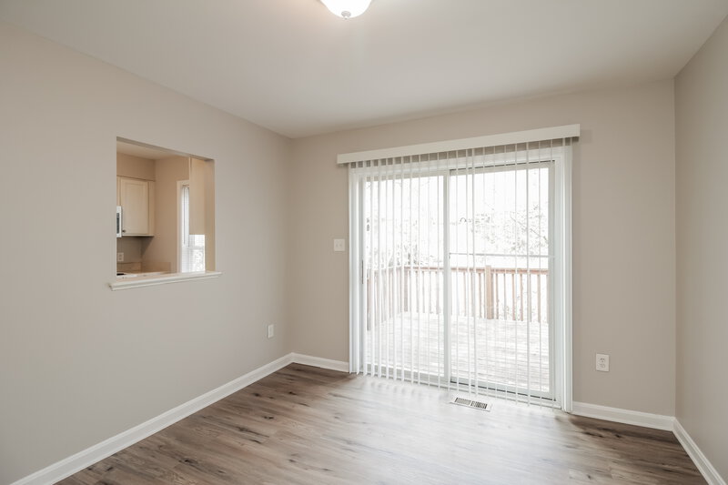 1,645/Mo, 6803 Campbell Burn Ct Charlotte, NC 28212 Dining Room View