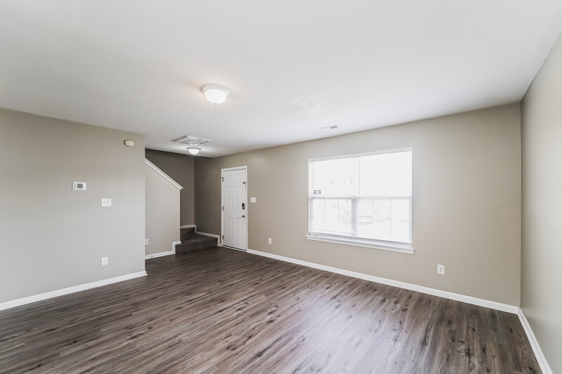2,165/Mo, 6515 Sunman Rd Charlotte, NC 28216 Living Room View 2