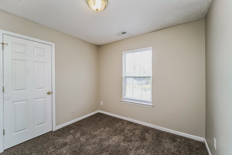 2,165/Mo, 6515 Sunman Rd Charlotte, NC 28216 Bedroom View 2