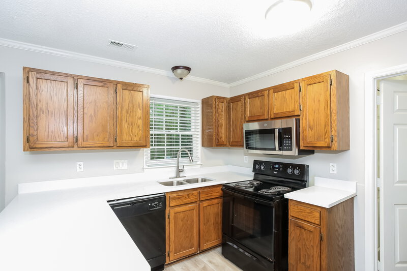 1,915/Mo, 2134 Dembrigh Ln Charlotte, NC 28262 Kitchen View