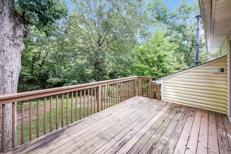 1,635/Mo, 2921 Gray Feather Dr Charlotte, NC 28262 Deck View