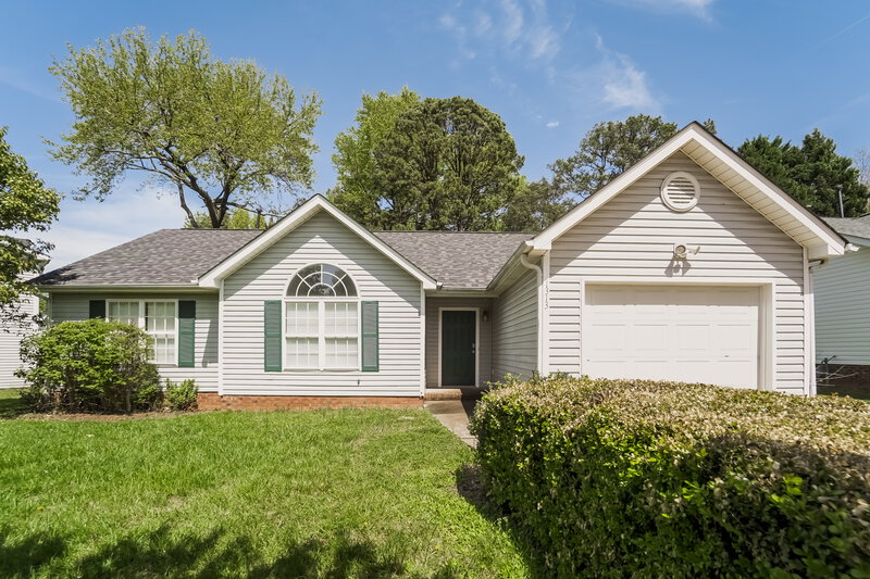 1,695/Mo, 1313 Grass Meadows Ct Charlotte, NC 28216 External View