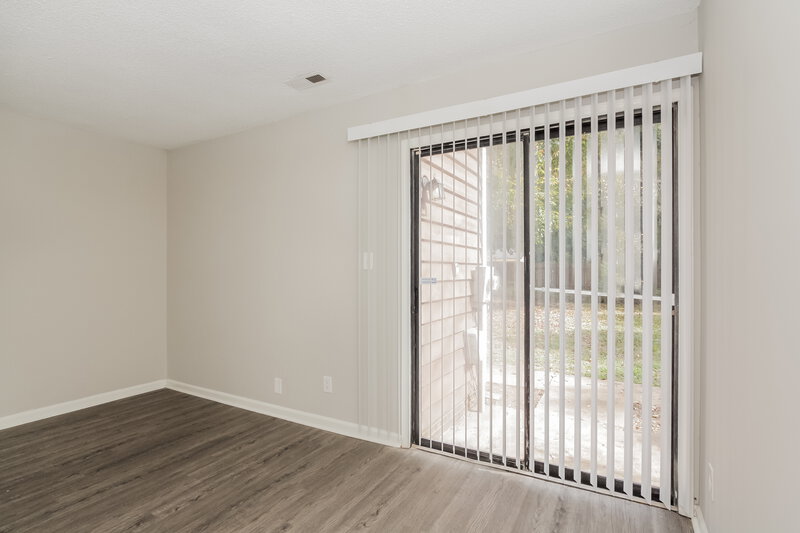 2,530/Mo, 5128 Glenview Ct Charlotte, NC 28215 Bedroom View 2