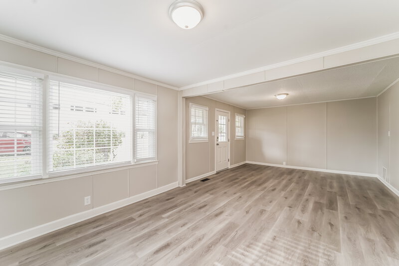 1,770/Mo, 3 Manchester Rd Rock Hill, SC 29730 Living Room View 3