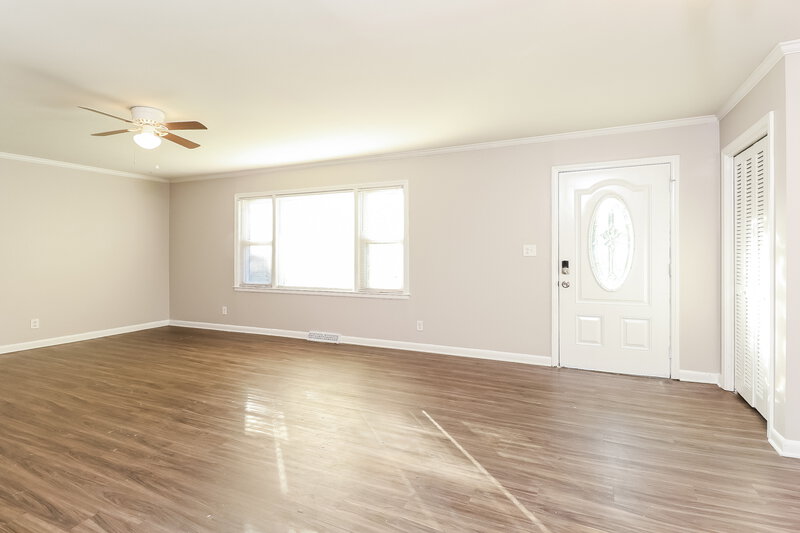 2,010/Mo, 1021 Sylvia Cir Rock Hill, SC 29730 Living Room View 2
