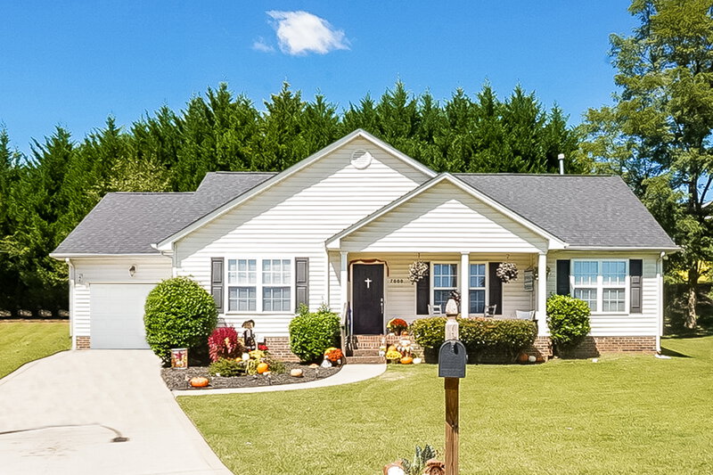 1,660/Mo, 7000 Weavers Run Cramerton, NC 28032 External View