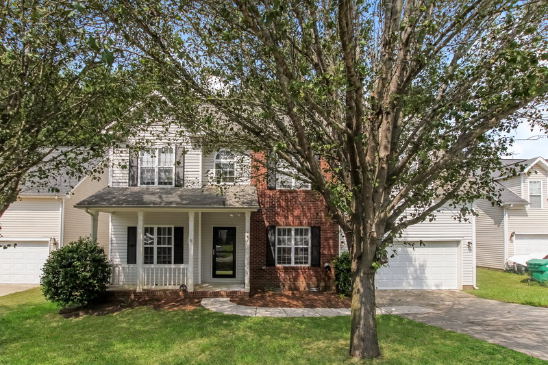 2,110/Mo, 3431 Ann Franklin Ct Charlotte, NC 28216 External View