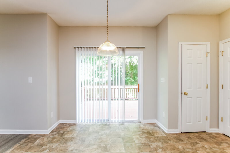 2,110/Mo, 3431 Ann Franklin Ct Charlotte, NC 28216 Breakfast Nook View