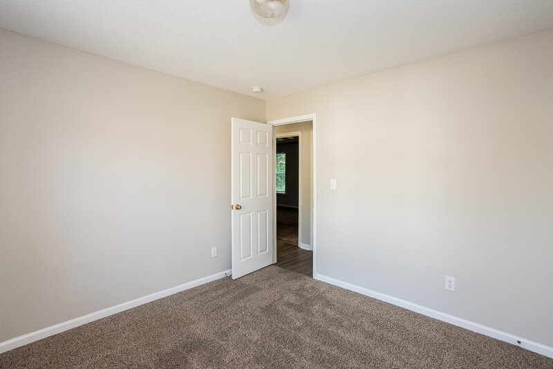 2,040/Mo, 3431 Ann Franklin Ct Charlotte, NC 28216 Bedroom View 2