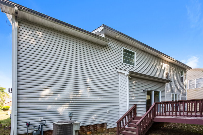 2,040/Mo, 3431 Ann Franklin Ct Charlotte, NC 28216 Rear View