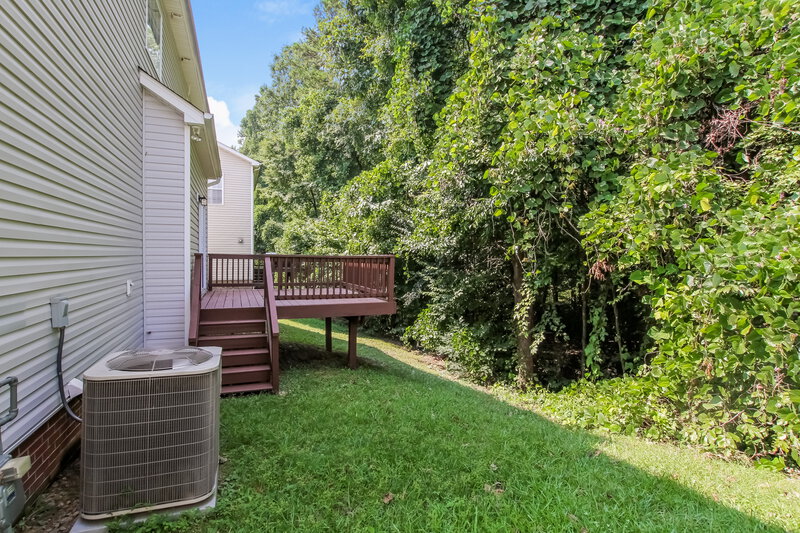 2,110/Mo, 3431 Ann Franklin Ct Charlotte, NC 28216 Side View