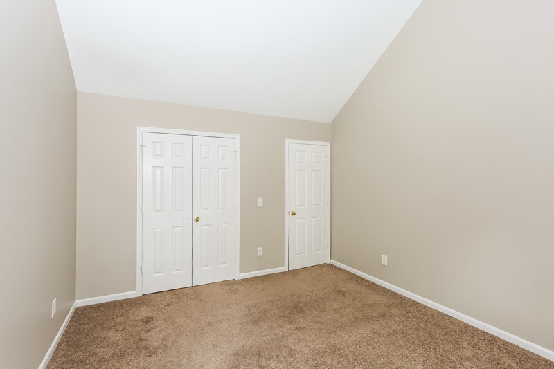2,250/Mo, 4426 Oakburn Dr Charlotte, NC 28269 Main Bedroom View