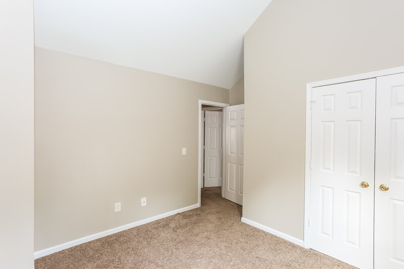 2,250/Mo, 4426 Oakburn Dr Charlotte, NC 28269 Bedroom View