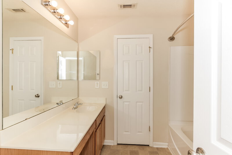 1,790/Mo, 17113 Greenlawn Hills Ct Charlotte, NC 28213 Misc View 9