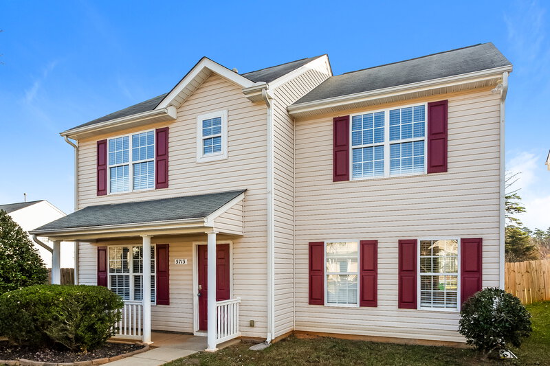 1,870/Mo, 5713 Henderson Oaks Dr Charlotte, NC 28269 Misc View 2