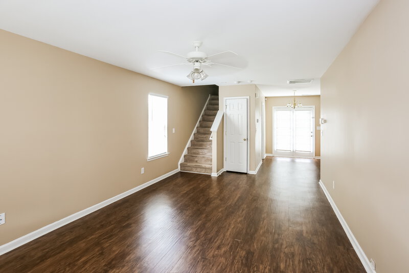 1,825/Mo, 7802 Mcgarry Trl Charlotte, NC 28214 Living Room View