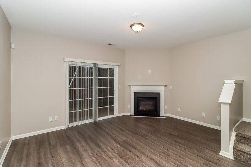 2,025/Mo, 3064 Summerfield Ridge Ln Charlotte, NC 28105 Living Room View 2