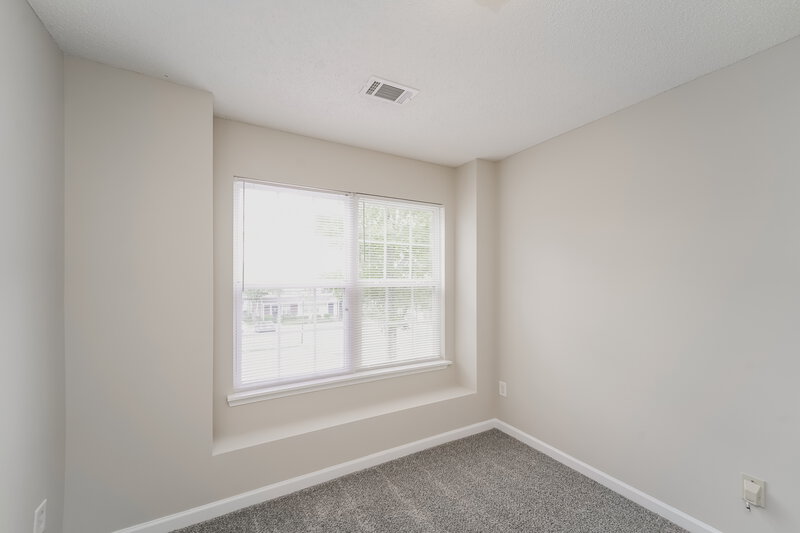 1,630/Mo, 16927 Greenlawn Hills Ct Charlotte, NC 28213 Bedroom View 4