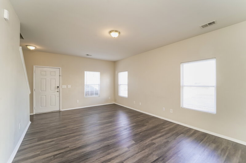 2,060/Mo, 9114 Newfield St Charlotte, NC 28216 Living Room View