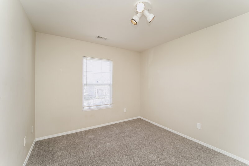 2,060/Mo, 9114 Newfield St Charlotte, NC 28216 Bedroom View 3
