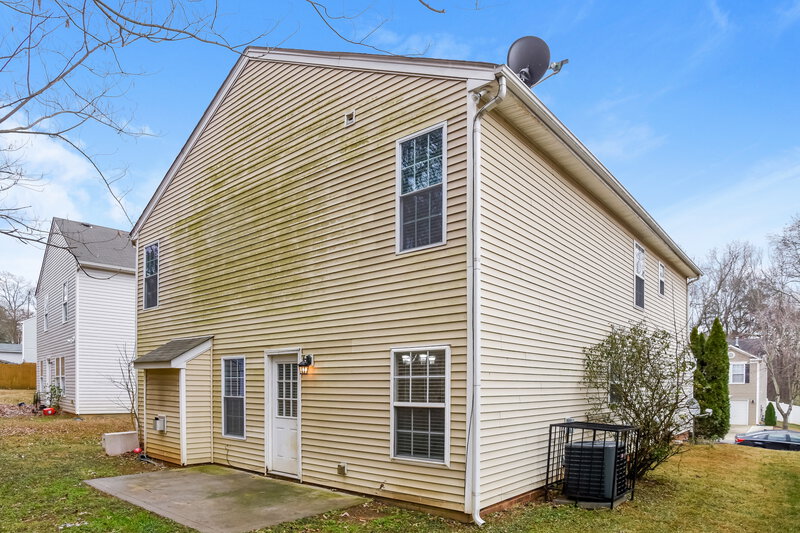 1,990/Mo, 1026 Allegiance Dr Charlotte, NC 28217 Rear View