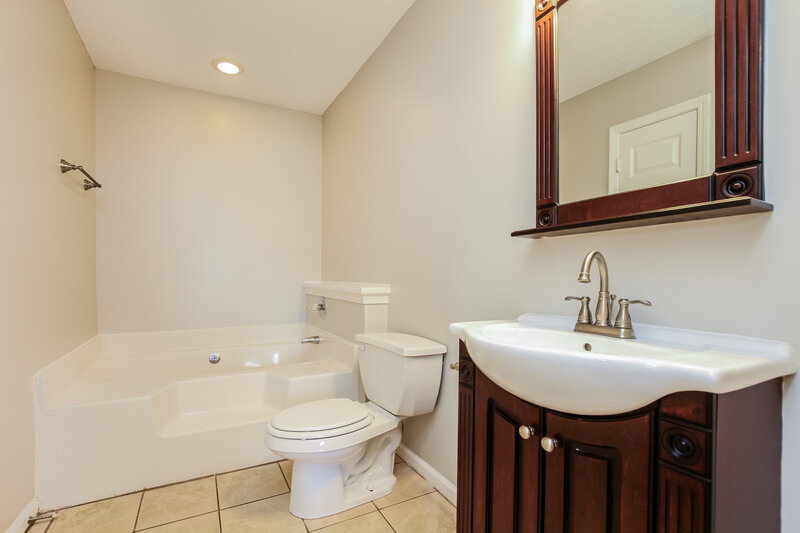 1,745/Mo, 2340 Roberta Rd Concord, NC 28027 Main Bathroom View