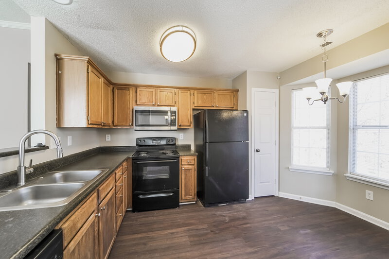 1,870/Mo, 11718 Long Forest Dr Charlotte, NC 28269 Kitchen View