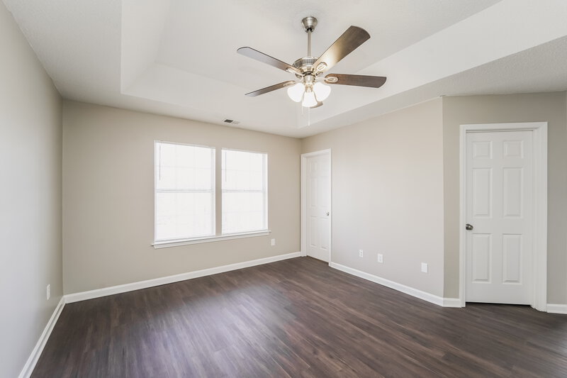 1,870/Mo, 11718 Long Forest Dr Charlotte, NC 28269 Main Bedroom View 2