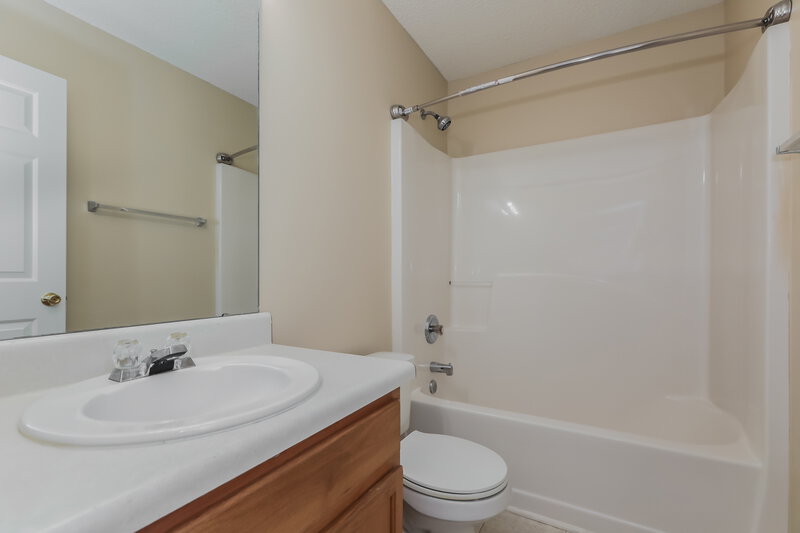 2,085/Mo, 1003 Fort Clapsop Ct Monroe, NC 28110 Bathroom View