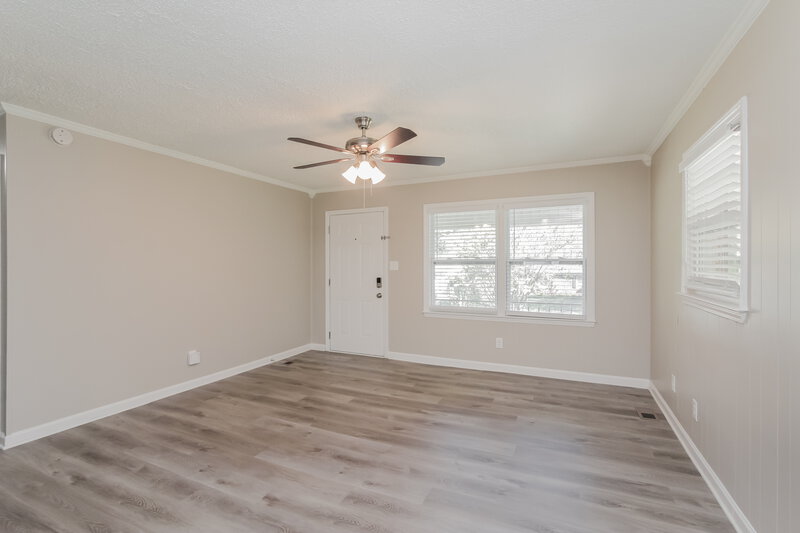 1,495/Mo, 200 Clegg St Mount Holly, NC 28120 Living Room View 2