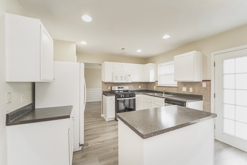 2,320/Mo, 12001 Chantress Ln Charlotte, NC 28215 Misc View 6