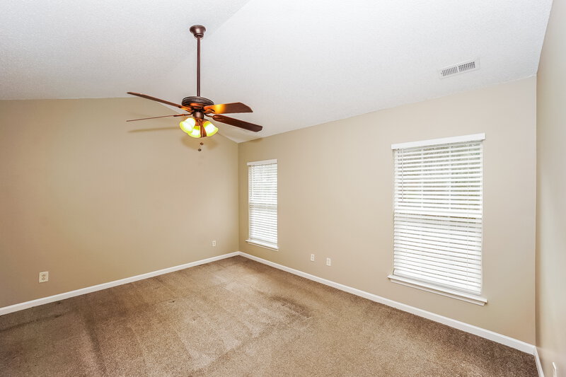 2,450/Mo, 532 Red Oak Ct Tega Cay, SC 29708 Main Bedroom View