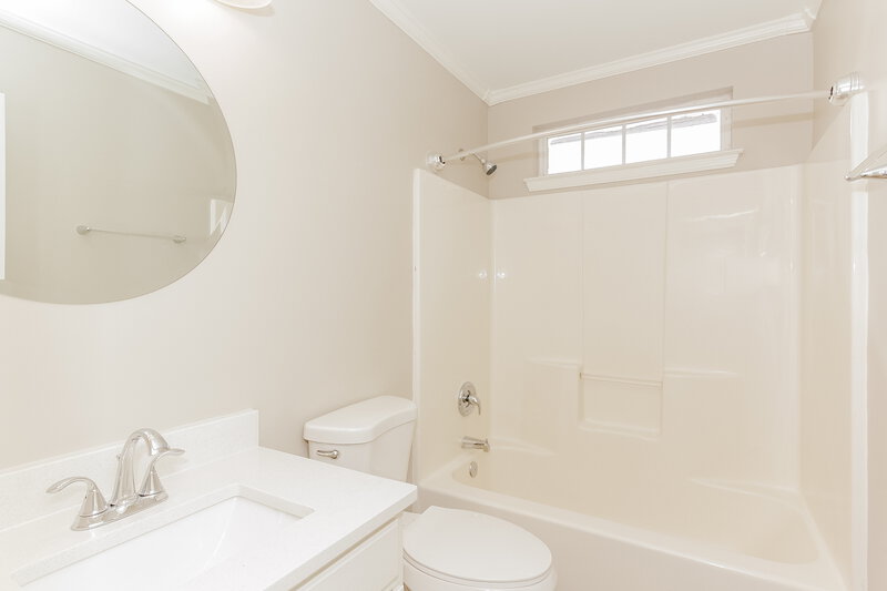 1,720/Mo, 3129 Glen Robin Ct Charlotte, NC 28205 Bathroom View