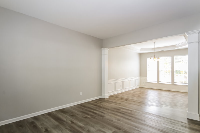 2,620/Mo, 2533 Red Birch Dr Charlotte, NC 28262 Living Room View 2