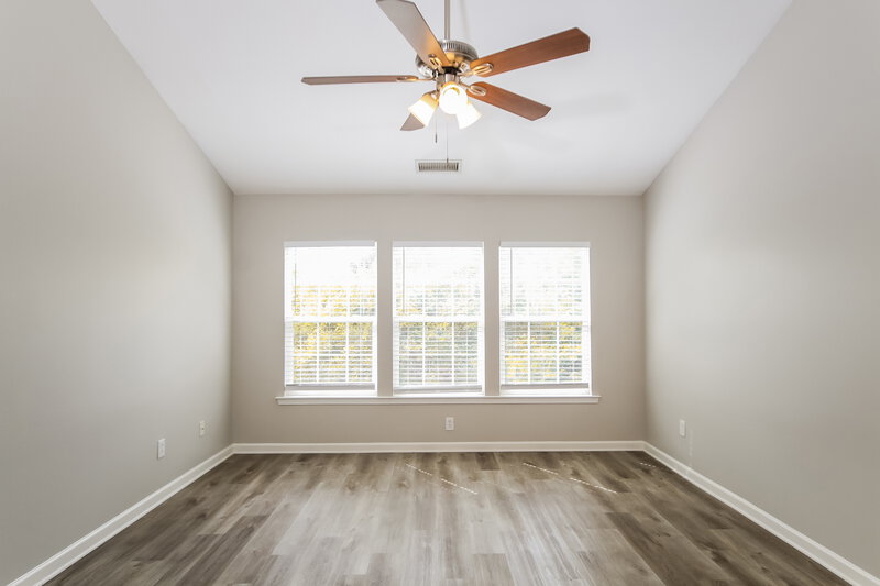 2,620/Mo, 2533 Red Birch Dr Charlotte, NC 28262 Main Bedroom View 2