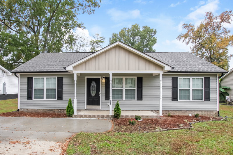 2,570/Mo, 408 Cook St Kannapolis, NC 28083 External View
