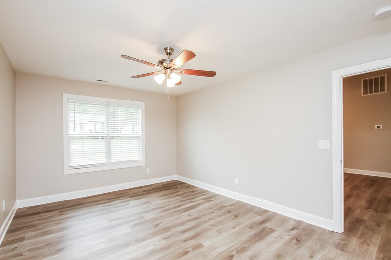 2,570/Mo, 408 Cook St Kannapolis, NC 28083 Main Bedroom View 2