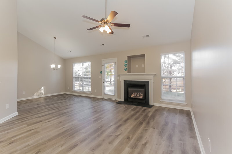 2,090/Mo, 14318 Chenault Drive Huntersville, NC 28078 Living Room View