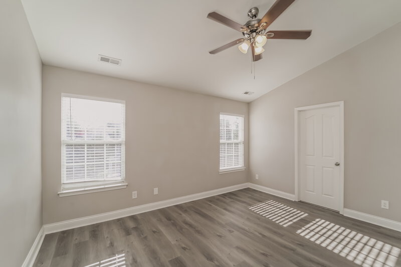 1,955/Mo, 10405 Yellow Rose Ln Charlotte, NC 28269 Main Bedroom View