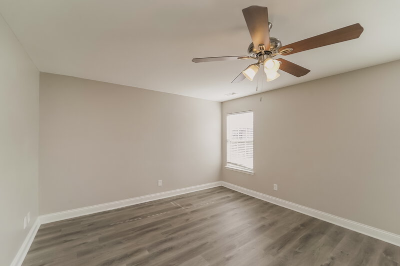 1,955/Mo, 10405 Yellow Rose Ln Charlotte, NC 28269 Main Bedroom View 2