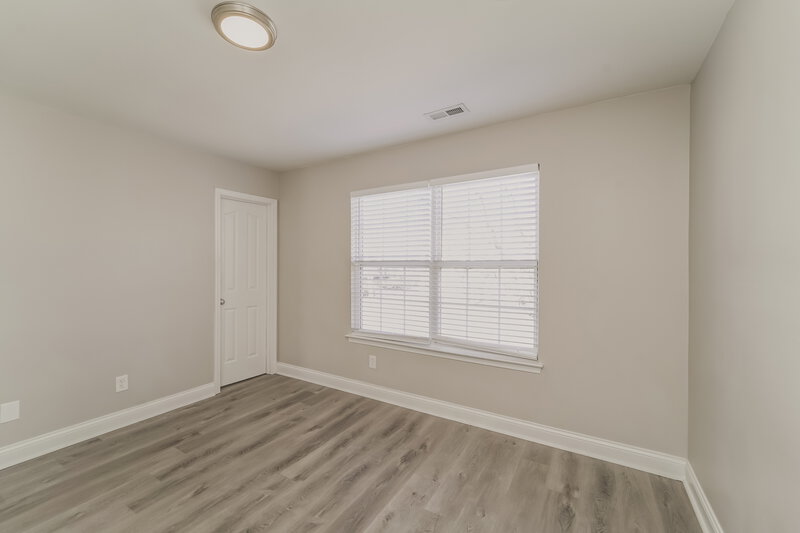 1,955/Mo, 10405 Yellow Rose Ln Charlotte, NC 28269 Bedroom View