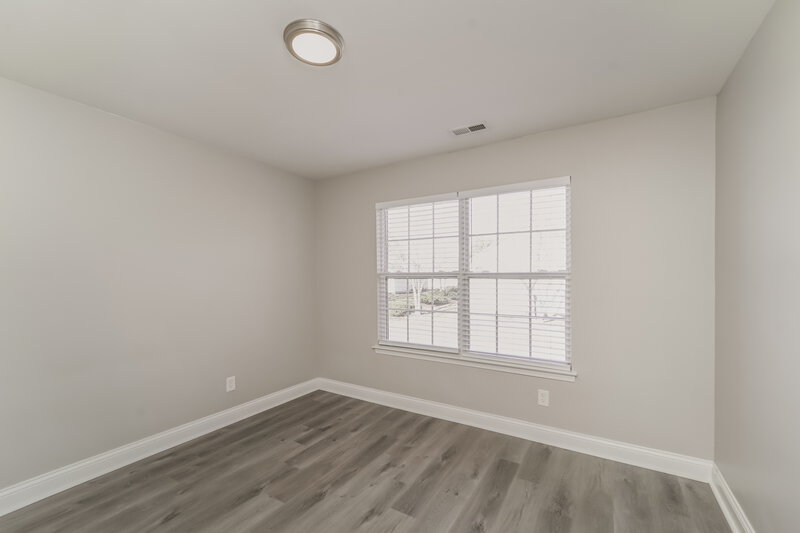 1,955/Mo, 10405 Yellow Rose Ln Charlotte, NC 28269 Bedroom View 3