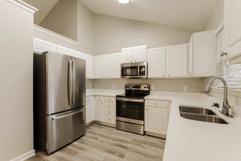 1,905/Mo, 6319 Fresh Wind Ave Charlotte, NC 28212 Kitchen View