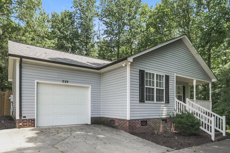 1,710/Mo, 229 Candle Ct NW Unit 13 Concord, NC 28027 Front View