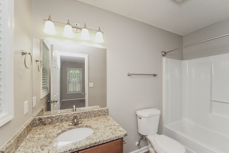 1,710/Mo, 229 Candle Ct NW Unit 13 Concord, NC 28027 Main Bathroom View