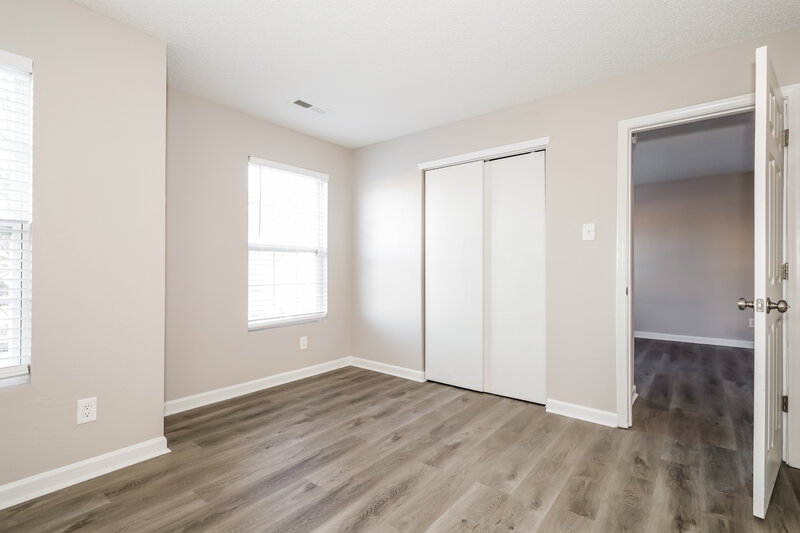 1,740/Mo, 7249 Fox Point Dr Charlotte, NC 28269 Main Bedroom View