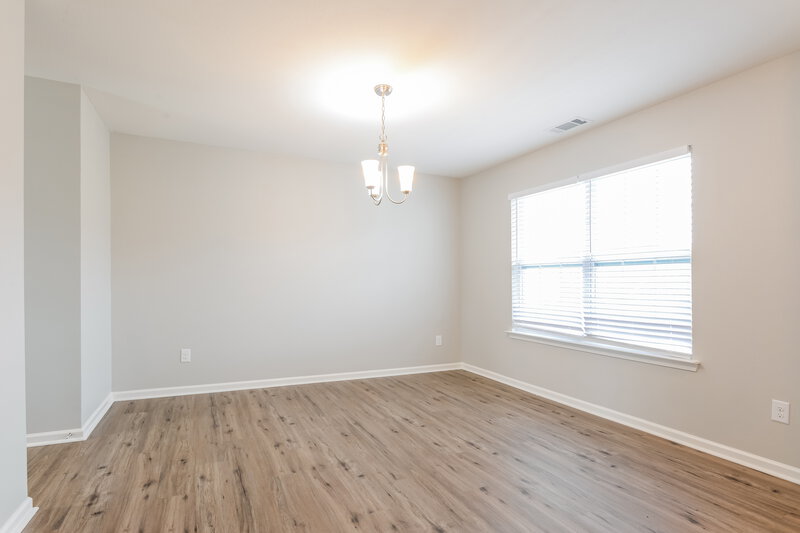 2,260/Mo, 2613 Cider Ridge Rd # 52 Dallas, NC 28034 Dining Room View