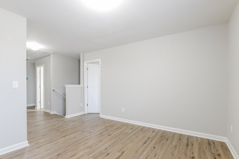 2,260/Mo, 2613 Cider Ridge Rd # 52 Dallas, NC 28034 Loft View 2